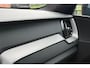 Volvo XC60 2.0 T6 Plug-in hybrid AWD Essential | Denim Blue metallic | Cardamom Nordico bekleding | 19 inch lichtmetalen velgen met all season banden | Adaptieve Cruise Control | Park Assist voor & achter met camera | Stoel- & stuurwielverwarming