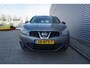 Nissan Qashqai 2.0 Tekna Airco / Navi / Cruise / Camera / Pano / Stoelverw. / Trekhaak / Lm velgen / NAP