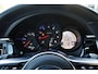 Porsche Macan 2.0 SportDesign Krijt Pano Luchtvering 18-weg NL-auto