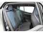 Volvo EX30 Single Motor Extended Range Ultra 69 kWh Semi elektrisch wegklapbare trekhaak / Verwarmbare voorstoelen / Panoramisch glazen dak / Google Infotainment