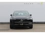 Volvo EX30 Single Motor Extended Range Ultra 69 kWh Semi elektrisch wegklapbare trekhaak / Verwarmbare voorstoelen / Panoramisch glazen dak / Google Infotainment