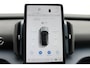 Volvo EX30 Single Motor Extended Range Ultra 69 kWh Semi elektrisch wegklapbare trekhaak / Verwarmbare voorstoelen / Panoramisch glazen dak / Google Infotainment