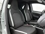 Toyota Aygo X 1.0 VVT-i S-CVT Pulse + | BTW Voertuig | Parkeersensoren voor+achter | Keyless Entry/Start | Climate Control | Cruise Control Adaptive | achteruitrijcamera | Apple CarPlay/Android Auto |