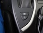 Lexus UX 250h Luxury Line | Lederen Bekleding | Stoelverwarming | Parkeersensoren |