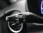 Hyundai Kona Electric EV Premium 64 kWh / Navigatie/ Warmtepomp / 3-Fase / Lederen bekleding / SoH 99,4% / Trekhaak / Lederen bekleding / 481 km WLTP/