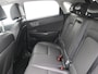 Hyundai Kona Electric EV Premium 64 kWh / Navigatie/ Warmtepomp / 3-Fase / Lederen bekleding / SoH 99,4% / Trekhaak / Lederen bekleding / 481 km WLTP/