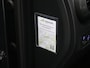 Hyundai Kona Electric EV Premium 64 kWh / Navigatie/ Warmtepomp / 3-Fase / Lederen bekleding / SoH 99,4% / Trekhaak / Lederen bekleding / 481 km WLTP/