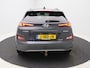 Hyundai Kona Electric EV Premium 64 kWh / Navigatie/ Warmtepomp / 3-Fase / Lederen bekleding / SoH 99,4% / Trekhaak / Lederen bekleding / 481 km WLTP/