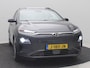 Hyundai Kona Electric EV Premium 64 kWh / Navigatie/ Warmtepomp / 3-Fase / Lederen bekleding / SoH 99,4% / Trekhaak / Lederen bekleding / 481 km WLTP/