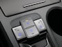 Hyundai Kona Electric EV Premium 64 kWh / Navigatie/ Warmtepomp / 3-Fase / Lederen bekleding / SoH 99,4% / Trekhaak / Lederen bekleding / 481 km WLTP/