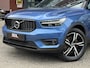 Volvo XC40 1.5 T5 Recharge R-Design // PANO SCHUIF-DAK // TREKHAAK // MEMORY SEATS // HARMAN KARDON AUDIO // CAMERA // ADAPTIVE CRUISE //