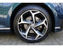 Volkswagen Passat Variant 1.4 TSI PHEV GTE Business 218 pk | Incl. 12 maanden Garantie | SoH 87% | 1e Eigenaar | Panorama dak | Stoelmassage | Wegklapbare trekhaak | Stoelverwarming | Achteruitrijcamera | Adaptive cruise | Apple CarPlay/Android Auto | Navigatie | Elektrische kofferbakklep | Draadloze telefoonlader | Keyless entry/start |