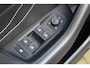 Volkswagen Passat Variant 1.4 TSI PHEV GTE Business 218 pk | Incl. 12 maanden Garantie | SoH 87% | 1e Eigenaar | Panorama dak | Stoelmassage | Wegklapbare trekhaak | Stoelverwarming | Achteruitrijcamera | Adaptive cruise | Apple CarPlay/Android Auto | Navigatie | Elektrische kofferbakklep | Draadloze telefoonlader | Keyless entry/start |