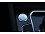 Volkswagen Passat Variant 1.4 TSI PHEV GTE Business 218 pk | Incl. 12 maanden Garantie | SoH 87% | 1e Eigenaar | Panorama dak | Stoelmassage | Wegklapbare trekhaak | Stoelverwarming | Achteruitrijcamera | Adaptive cruise | Apple CarPlay/Android Auto | Navigatie | Elektrische kofferbakklep | Draadloze telefoonlader | Keyless entry/start |