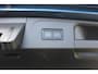 Volkswagen Passat Variant 1.4 TSI PHEV GTE Business 218 pk | Incl. 12 maanden Garantie | SoH 87% | 1e Eigenaar | Panorama dak | Stoelmassage | Wegklapbare trekhaak | Stoelverwarming | Achteruitrijcamera | Adaptive cruise | Apple CarPlay/Android Auto | Navigatie | Elektrische kofferbakklep | Draadloze telefoonlader | Keyless entry/start |