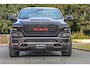 Dodge Ram MARGE + INCL BPM | LIMITED RED LINE 5.7 V8 HEMI | VIRTUAL | HUD | BOM EN BOM VOL | LUCHTVERING | 4X4 | CREWCAB DC | 5 PERSOONS BEDRIJFSAUTO | DUBBELE CABINE | LET OP: MARGE BTW VRIJ EN BPM IS BETAALD !