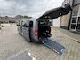 Toyota ProAce Electric LONG EXTRA RANGE DYNAMIC 75KWH 8-PERSOONS ROLSTOELAUTO VERLAAGD-INBOUW-OPRIJPLAAT 2x SCHUIFDEUR