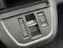 Toyota ProAce Electric LONG EXTRA RANGE DYNAMIC 75KWH 8-PERSOONS ROLSTOELAUTO VERLAAGD-INBOUW-OPRIJPLAAT 2x SCHUIFDEUR