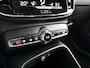 Volvo XC40 T2 Business Pro | Parkeercamera | Stoel- en Stuurverwarming | Cruise control | Navigatie