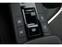 Toyota C-HR / C-HR+ 2.0 Plug-in Hybrid 220 Executive | Warmtepomp | Dodehoek detectie | Apple Carplay / Android Auto | Stoel-/stuurverwarming | 360 camera | 19 inch | Sfeerverlichting