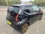 Volkswagen Up! 1.0 up! Colour Edition
