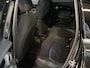MINI Cooper 5-Deurs 1.5 Chili Serious Business | Stoelverwarming | Sportstoelen | Clima | Cruise