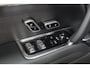 Land Rover Range Rover P510e 510pk First Edition Panoramadak 4-Wielbesturing Trekhaak Meridian3d Massage Laser BOMVOL!!