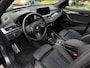 BMW X1 sDrive20i M-Sport | HUD | Trekhk | Camera | Carplay | 19 inch Unieke kmstand!