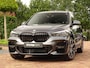 BMW X1 sDrive20i M-Sport | HUD | Trekhk | Camera | Carplay | 19 inch Unieke kmstand!