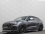 Audi Q8 60e Competition 490pk | 4WS | Massage | Carbon | Ventilatie | Valcona Leder+ Pakket | B&O Sound | 23'' | Alcantara hemel | Head-Up | Soft-Close | Panorama | 2x Memory | Trekhaak | Keyless-Entry | Luchtvering | Nieuw | Fabrieksgarantie.