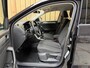 Volkswagen T-Roc 1.0 TSI Life 75 Edition Apple CarPlay/Android Auto | Achteruitrijcamera | Adaptieve cruise control | Climate control | Lichtmetalen sportvelgen | Parkeersensoren voor en achter