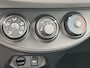 Toyota Yaris 1.0 VVT-i Now | 5 deurs | Airconditioning | Radio met Apple Carplay/ Android auto | Centrale deurvergrendeling |
