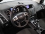 Ford Focus Wagon 1.0 EcoBoost Edition Plus Bluetooth, Cruise control, Parkeersensor achter, Verwarmde voorruit, Binnenspiegel automatisch dimmend, Een comfortabele en praktische stationwagen die veel ruimte en gebruiksgemak biedt. Dankzij het ruime interieur en de grote bagageruimte is deze Focus ideaal voor dagelijks gebruik.