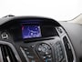 Ford Focus Wagon 1.0 EcoBoost Edition Plus Bluetooth, Cruise control, Parkeersensor achter, Verwarmde voorruit, Binnenspiegel automatisch dimmend, Een comfortabele en praktische stationwagen die veel ruimte en gebruiksgemak biedt. Dankzij het ruime interieur en de grote bagageruimte is deze Focus ideaal voor dagelijks gebruik.
