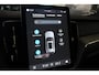 Volvo XC60 2.0 T8 455pk Plus Black edition Panoramadak *BTW* Styling pack 22" LMV Harman/Kardon Bomvol!!