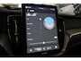 Volvo XC60 2.0 T8 455pk Plus Black edition Panoramadak *BTW* Styling pack 22" LMV Harman/Kardon Bomvol!!
