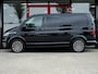 Volkswagen Transporter 2.0 TDI L1H1 28 Bulli | Trekhaak | Navigatie | Virtual Cockpit | Stoelverwarming | Adaptieve Cruise Control | Achterdeuren | Voorruitverwarming |