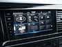 Volkswagen Transporter 2.0 TDI L1H1 28 Bulli | Trekhaak | Navigatie | Virtual Cockpit | Stoelverwarming | Adaptieve Cruise Control | Achterdeuren | Voorruitverwarming |