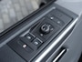 Volkswagen Transporter 2.0 TDI L1H1 28 Bulli | Trekhaak | Navigatie | Virtual Cockpit | Stoelverwarming | Adaptieve Cruise Control | Achterdeuren | Voorruitverwarming |