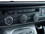 Volkswagen Transporter 2.0 TDI L1H1 28 Bulli | Trekhaak | Navigatie | Virtual Cockpit | Stoelverwarming | Adaptieve Cruise Control | Achterdeuren | Voorruitverwarming |