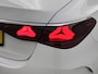 Mercedes-Benz E-klasse 300 e AMG Line | Panorama schuifdak | Stoelventilatie/- verwarming voor | Rijassistentiepakket plus Inclusief 24 maanden MB Certified garantie voor Europa.