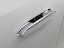 Mercedes-Benz E-klasse 300 e AMG Line | Panorama schuifdak | Stoelventilatie/- verwarming voor | Rijassistentiepakket plus Inclusief 24 maanden MB Certified garantie voor Europa.