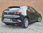 Mazda 3 2.0 e-SkyActiv-X M Hybrid 186 Prime-line NAVI | ACHTERUITRIJCAMERA | APPLE CARPLAY / ANDROID | LED | 16 INCH LMV