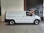 Mercedes-Benz eVito eVito Lang 41 kWh | 116 PK | TREKHAAK | 3-ZITS | DUBBELE ZIJSCHUIFDEUR | LAGE KM STAND |