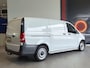 Mercedes-Benz eVito eVito Lang 41 kWh | 116 PK | TREKHAAK | 3-ZITS | DUBBELE ZIJSCHUIFDEUR | LAGE KM STAND |