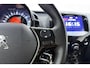 Peugeot 108 1.0 e-VTi Allure | Apple carplay/Android auto | Navigatie via APP. | Airco | All season banden | Lichtmetalen velgen 15'' | Stuurwiel multifunctioneel |