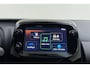 Peugeot 108 1.0 e-VTi Allure | Apple carplay/Android auto | Navigatie via APP. | Airco | All season banden | Lichtmetalen velgen 15'' | Stuurwiel multifunctioneel |