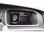 Volvo V40 1.5 T3 Polar+ Sport Panoramadak | Achteruitrijcamera | Cruise Control | Parkeersensoren rondom | DAB+ Radio | Bluetooth telefoonvoorbereiding | Stoelverwarming voorzijde