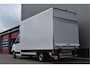Volkswagen Crafter 35 2.0 TDI Meubelbak Laadklep Automaat, Cruise control, Chauffeursstoel met massage, NL-auto