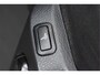 Volkswagen Crafter 35 2.0 TDI Meubelbak Laadklep Automaat, Cruise control, Chauffeursstoel met massage, NL-auto